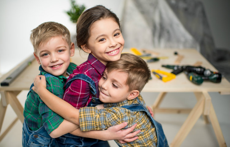 Escolas que cuidam do desenvolvimento socioemocional de seus alunos