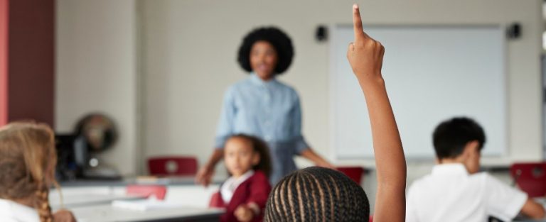 Leia mais sobre o artigo Professor produtivo: como garantir a produtividade do corpo docente?