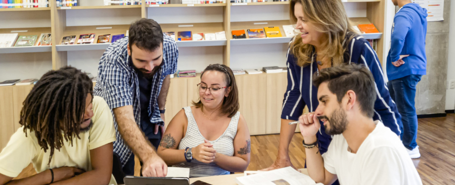 Leia mais sobre o artigo Como melhorar a comunicação interna nas escolas e instituições de ensino superior?