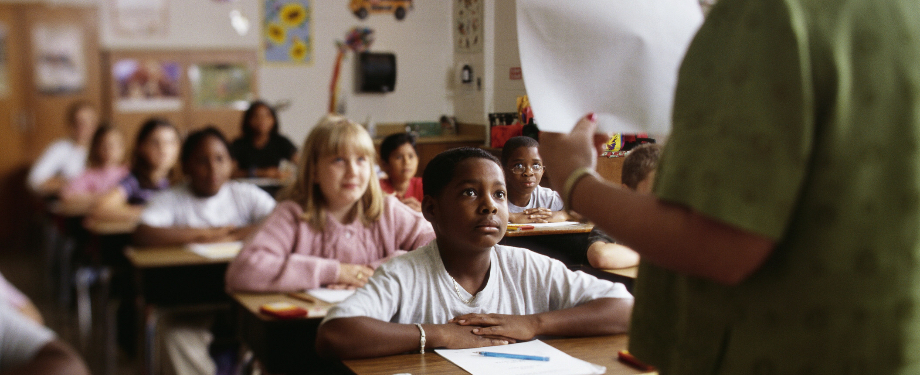 Leia mais sobre o artigo Educação antirracista: entenda como promovê-la nas escolas