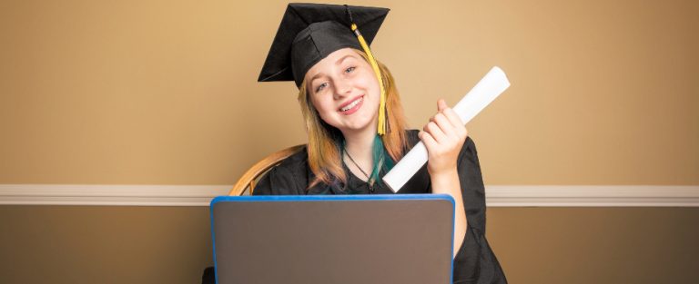 Leia mais sobre o artigo Diploma digital: descubra agora o que é e quais são suas vantagens