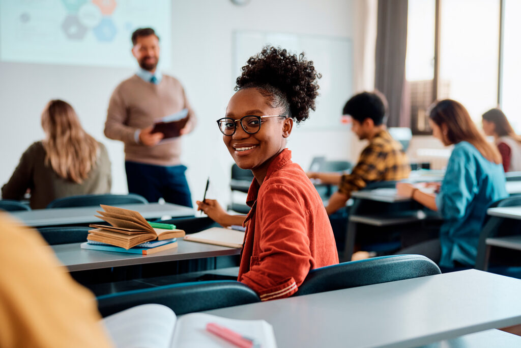Como melhorar a captação de alunos com soluções tecnológicas integradas? 