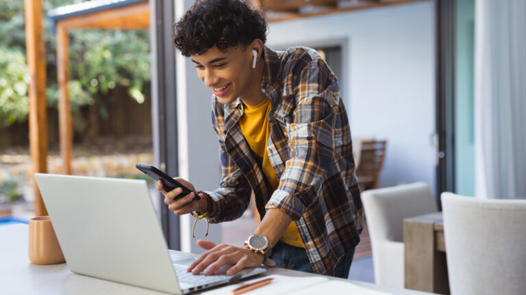 Read more about the article Renotarização de Diploma Digital: como garantir validade contínua e automatizar o processo com o Lyceum 
