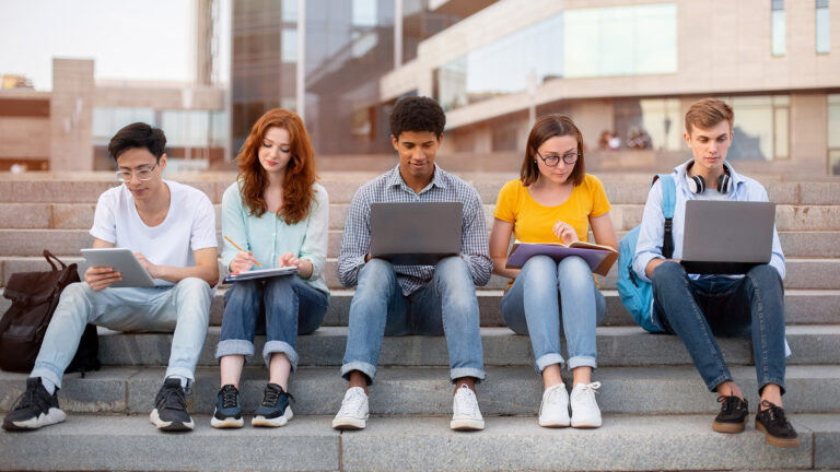 INDE e INUE: o que muda na gestão de dados das instituições de ensino? 